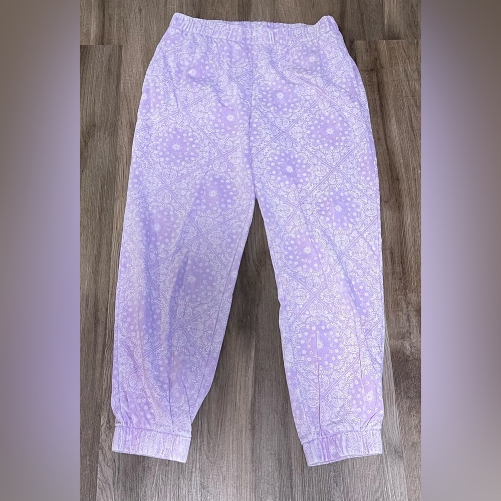 Women's No Boundaries Faded Purple Patterned Cuffed Sweatpants